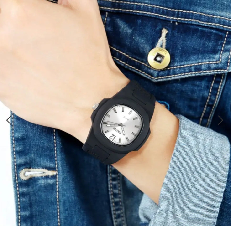 SKMEI MEN /WOMEN WATCH